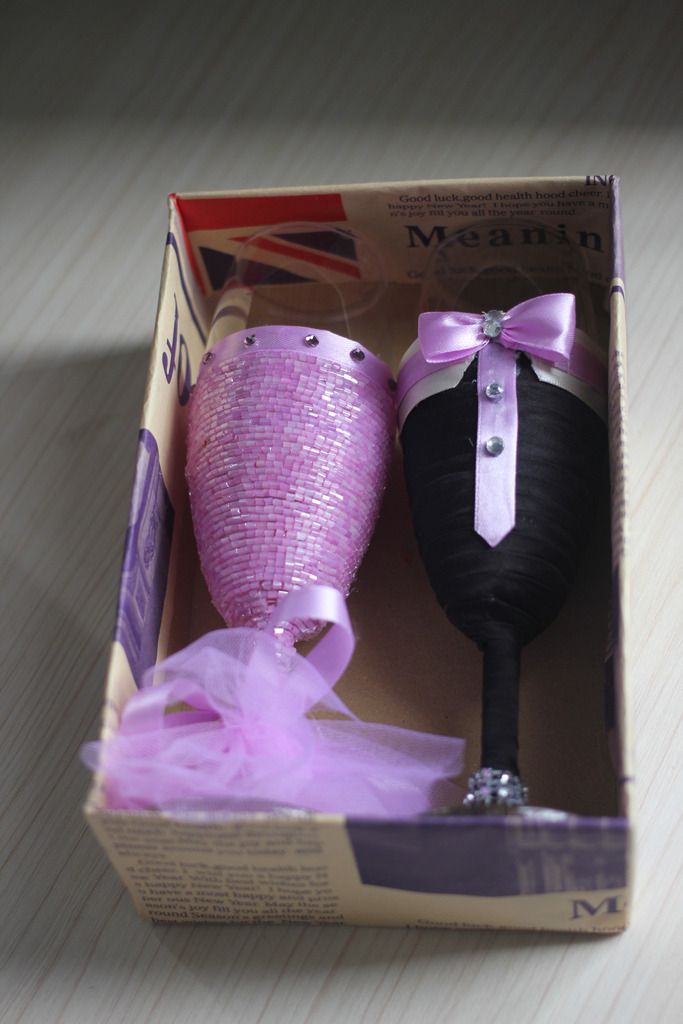 [ĐÔN GIÁ] ***HÀNG HOT-ĐỘC LẠ***Ly hợp cẩn cho cặp đôi uyên ương. Endtime: 23h59 07/05/2016