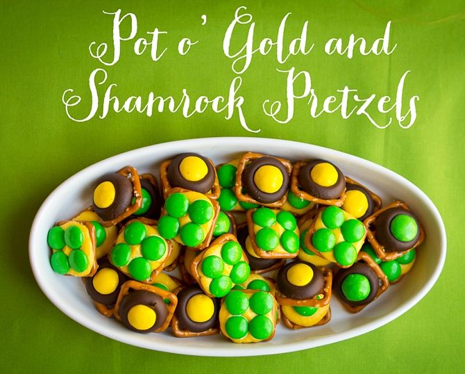 Recipe for St Patrick Day Pretzels -- Shamrock and Pot O' Gold http://rvparties.blogspot.com/2014/03/stpatrickpretzel.html