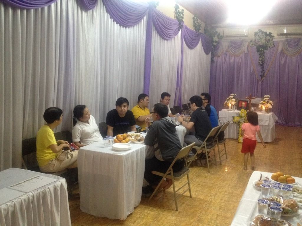 Suasana rumah duka papi ita
