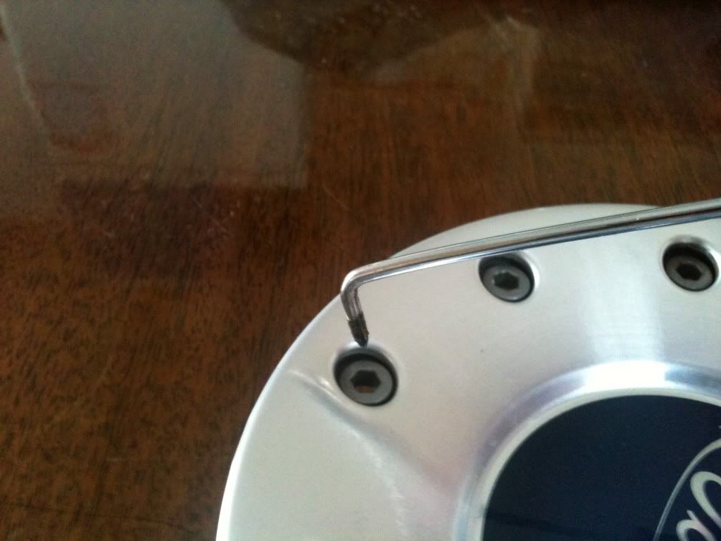 Removing Alloy Wheel Centre Caps With Damaging Them Ford Automobiles